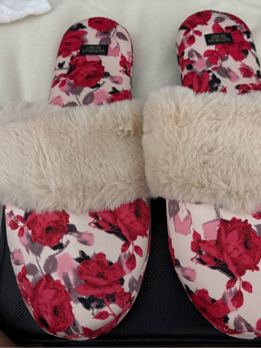 Victoria's Secret Red & Cream Floral Faux-Fur Slide Slippers